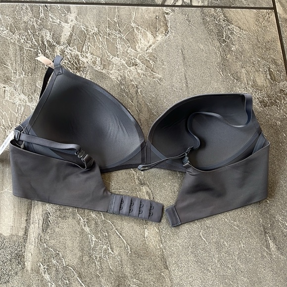 🩶 NWT Love By Gap Seamless Grey Bra Size 36A No Underwire - Picture 2 of 3